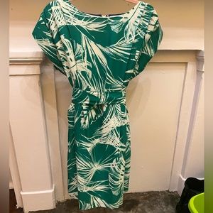 Eliza J. Palm dress- boat neck with belt and pockets. Size 6.